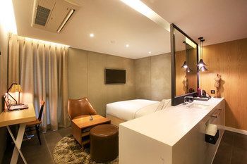 Forestar Hotel 2*