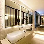 Forestar Hotel